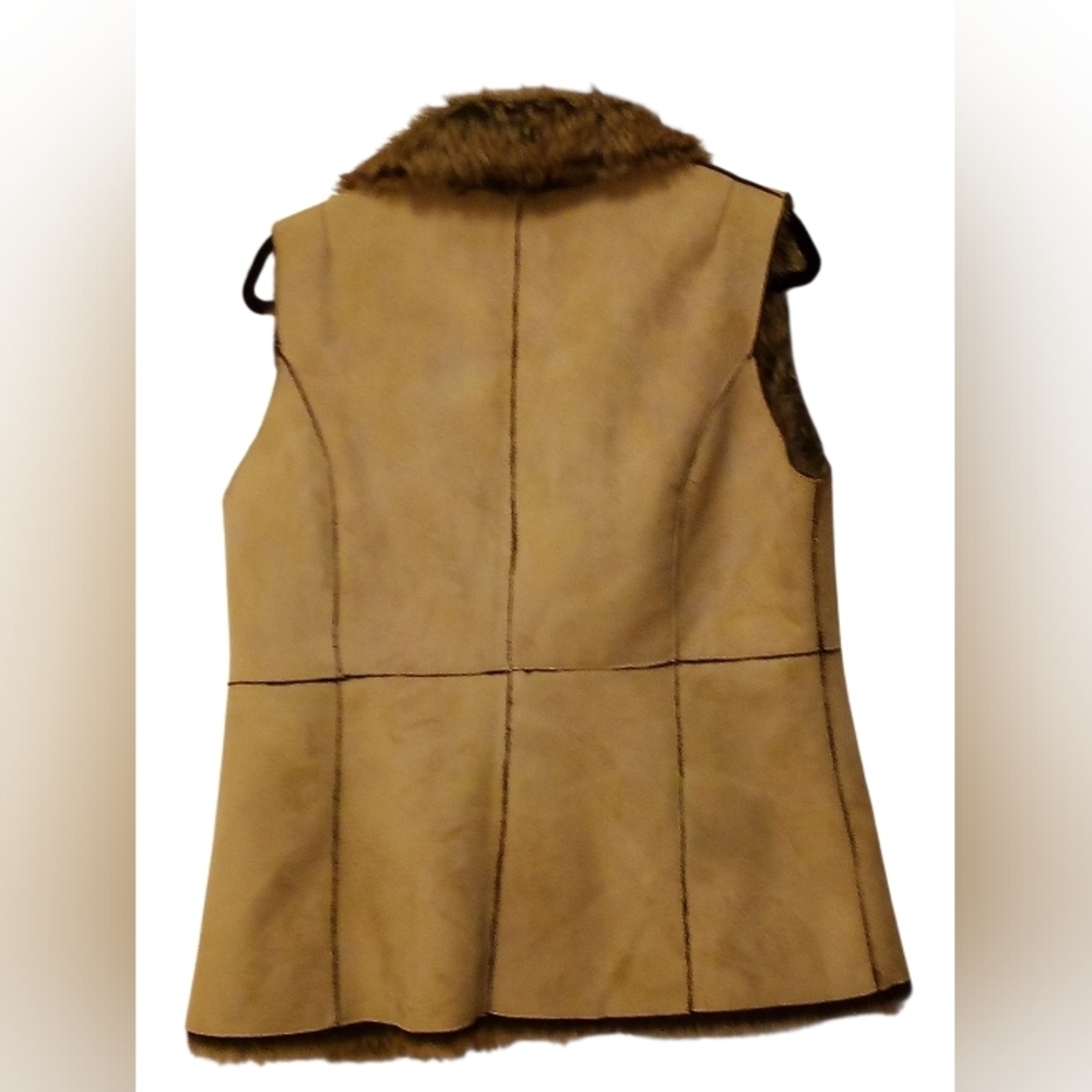 Fever -Vintage Faux Fur, Full Vest Polyester Suede, Size L Tan, 1 Button Closure - Picture 9 of 16